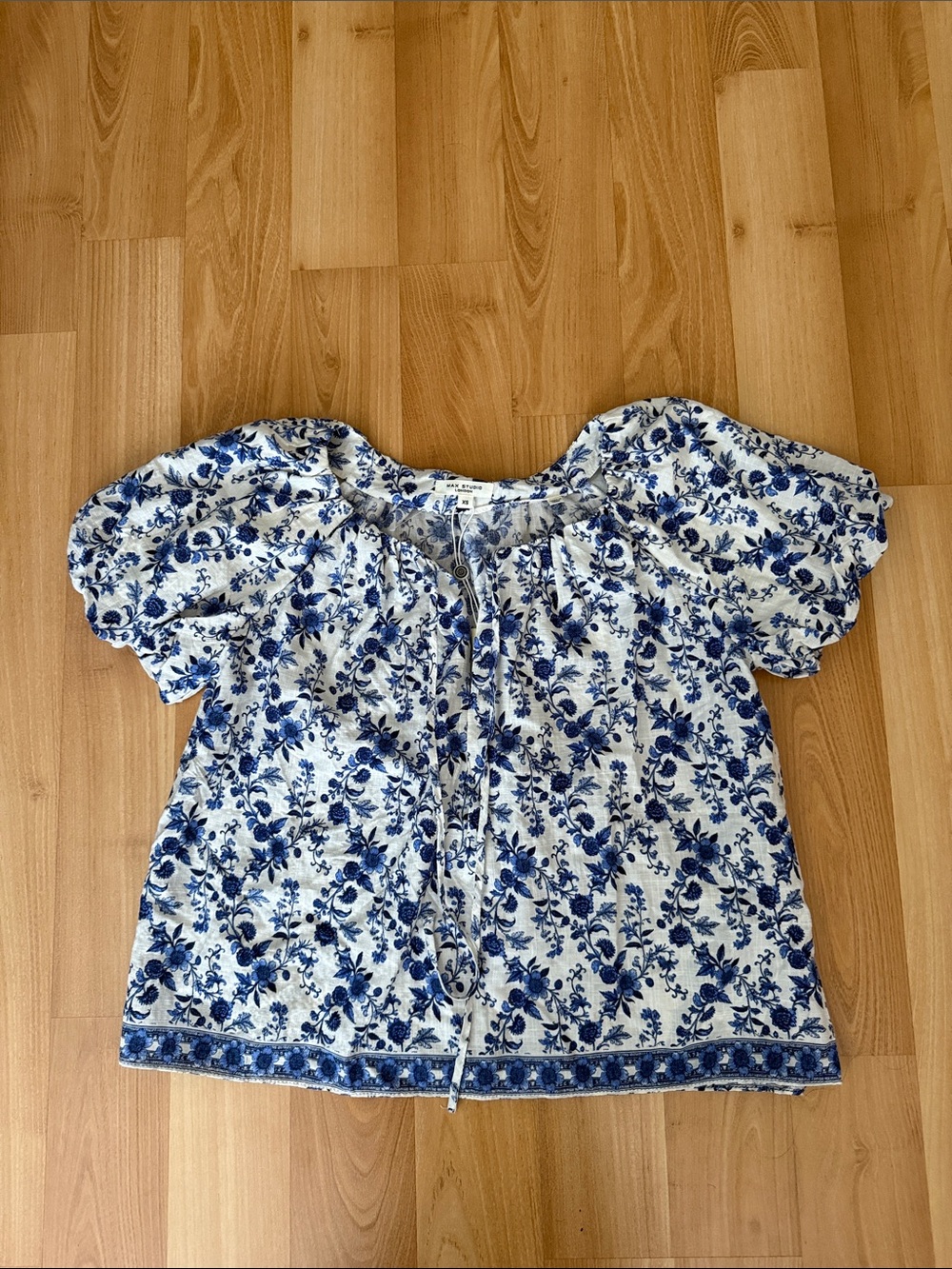 Max Studio Blue and White Floral Peasant Blouse